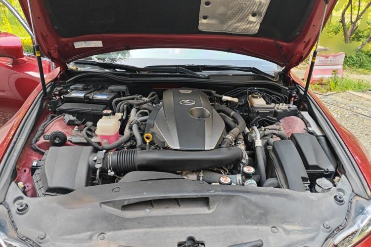 Used Lexus IS 2017 300 F SPORT Edition Engine Bay