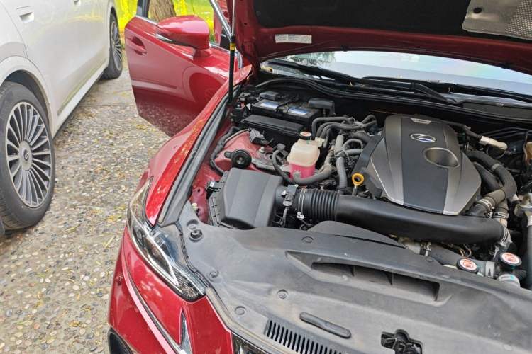 Used Lexus IS 2017 300 F SPORT Edition Engine Bay Right