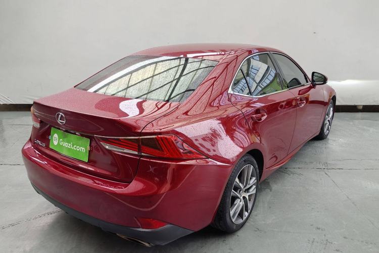 Used Lexus IS 2017 300 Leading Edition Exterior 11