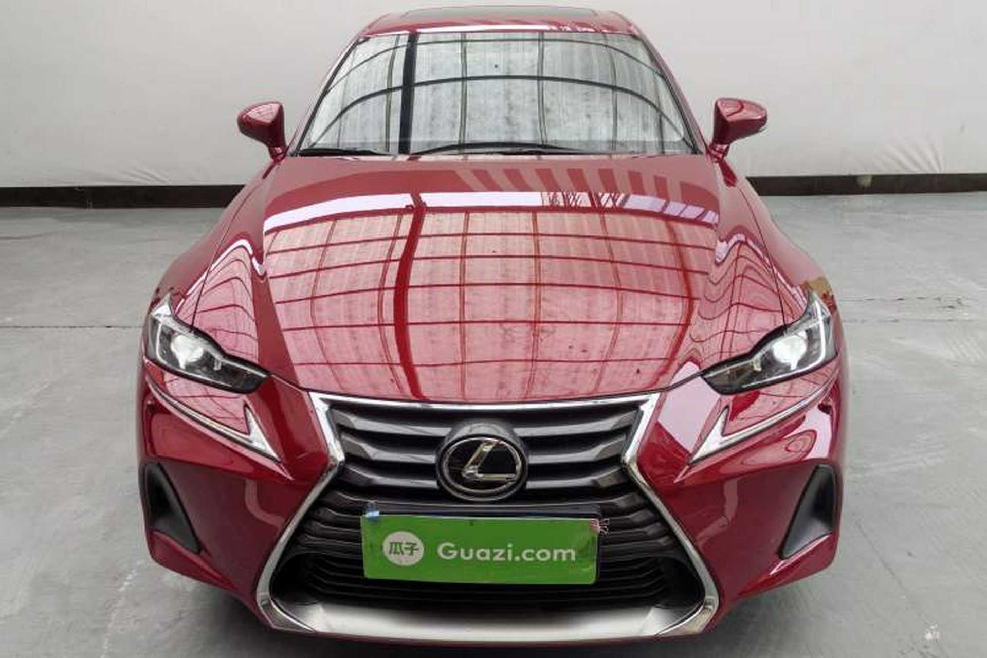 Used Lexus IS 2017 300 Leading Edition Exterior 3