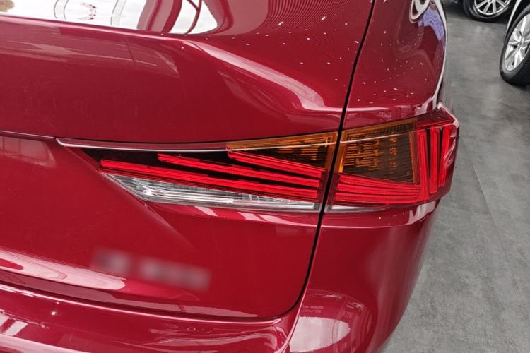 Used Lexus IS 2017 300 FENGSHANG Edition Exterior 3