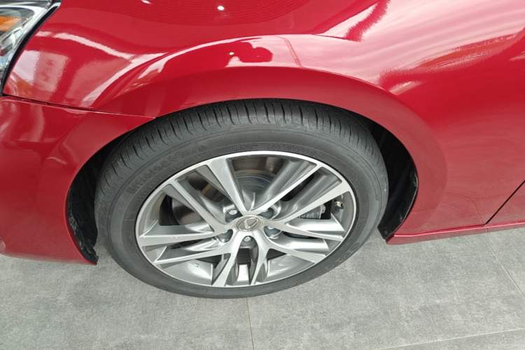 Used Lexus IS 2017 300 FENGSHANG Edition Exterior 4