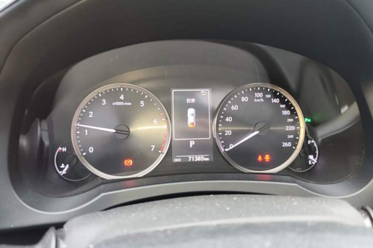 Used Lexus IS 2017 300 Leading Edition Instrument Cluster