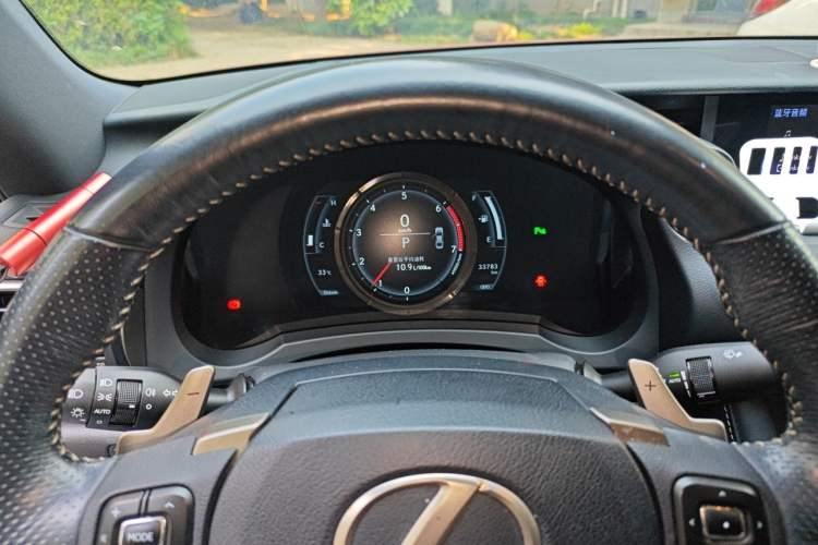 Used Lexus IS 2017 300 F SPORT Edition Instrument Cluster