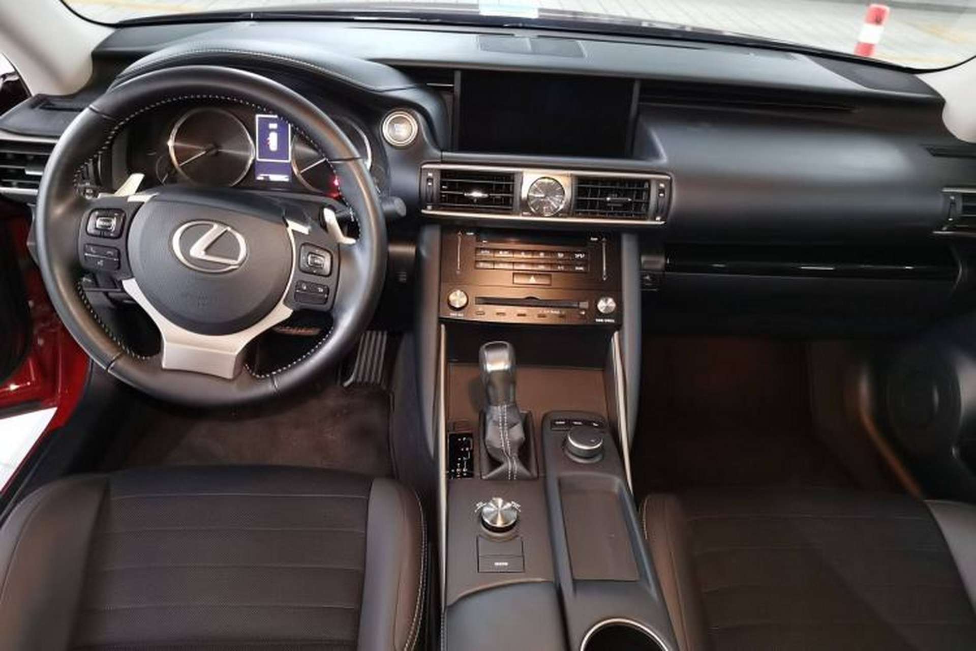 Used Lexus IS 2017 300 Leading Edition Interior 2