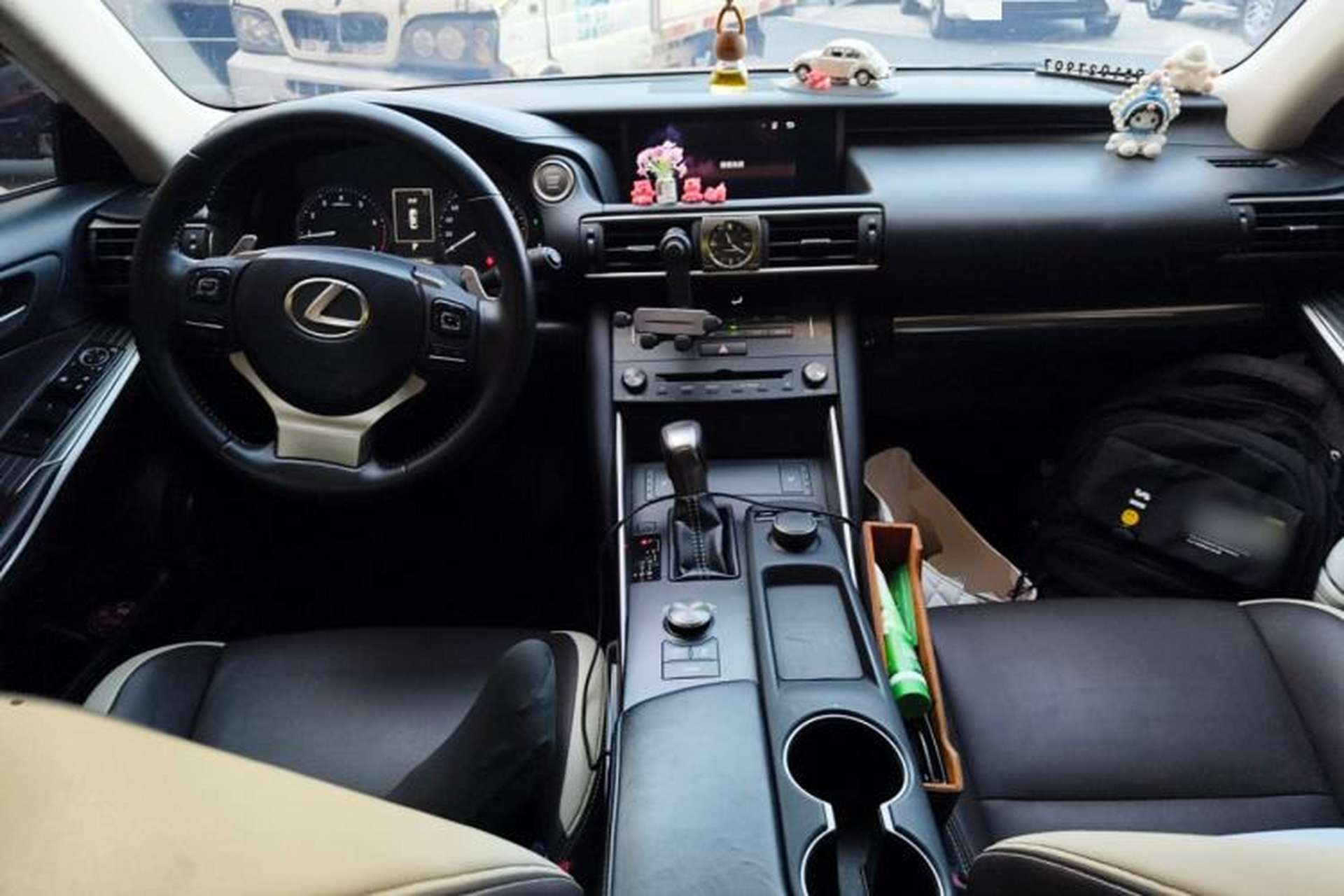 Used Lexus IS 2017 300 FENGSHANG Edition Interior 2