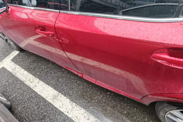 Used Lexus IS 2017 300 Leading Edition Left Side Sill