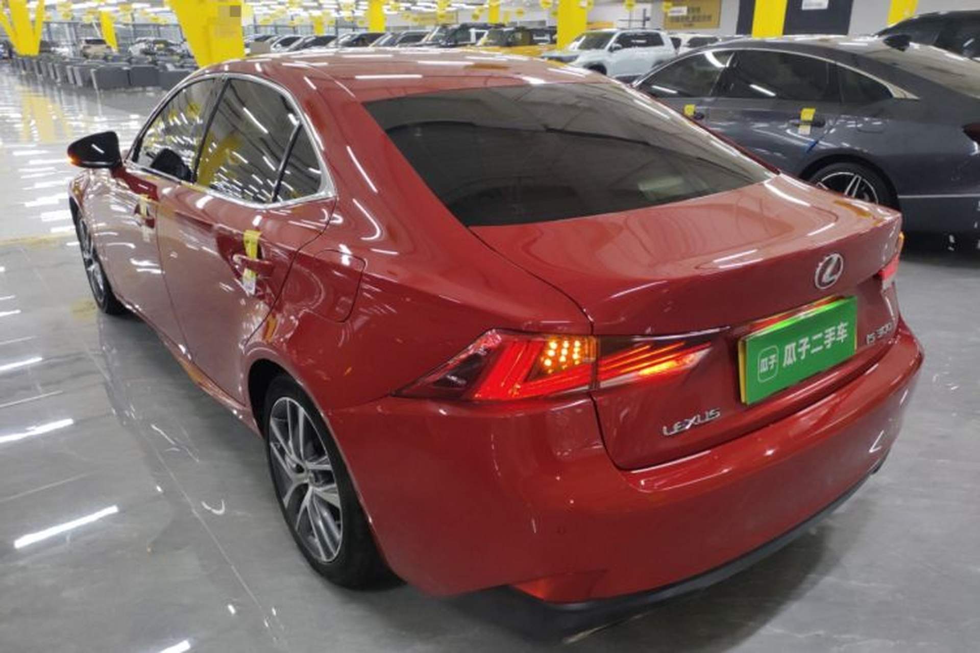 Used Lexus IS 2017 300 Leading Edition Rear Left 45 Deg