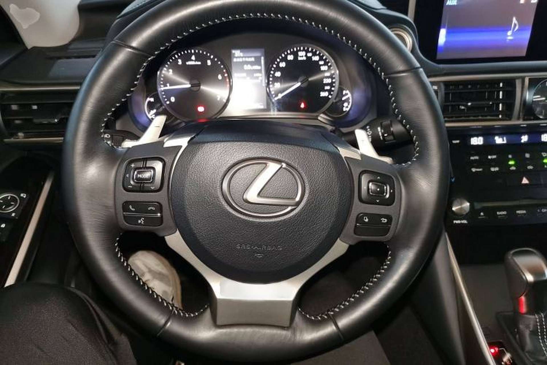 Used Lexus IS 2017 300 Leading Edition Steering Wheel