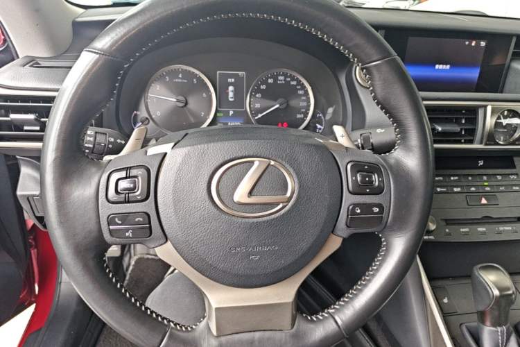 Used Lexus IS 2017 300 FENGSHANG Edition Steering Wheel