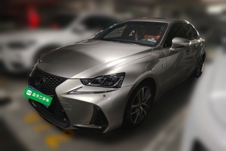 Used Lexus IS 2017 300 F SPORT Edition Guazi used car, China used car export, Used car for sale, Used Lexus cars, Cheapest cars for sale