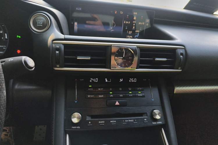 Used Lexus IS 2017 300 F SPORT Edition Audio And AC Panel