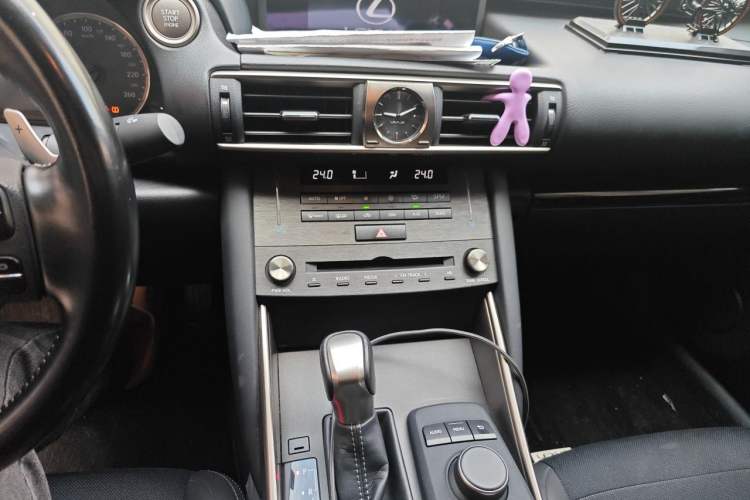 Used Lexus IS 2017 300 Leading Edition Audio And AC Panel