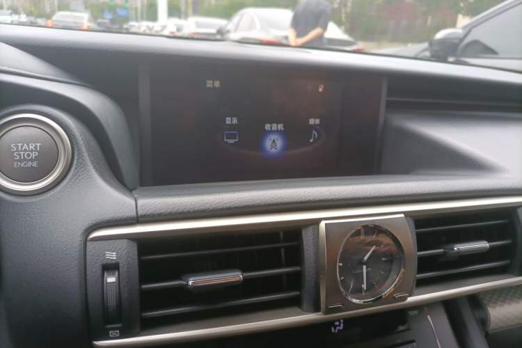 Used Lexus IS 2017 300 F SPORT Edition Audio And AC Panel