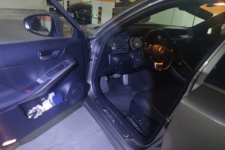 Used Lexus IS 2017 300 F SPORT Edition Driver Seat
