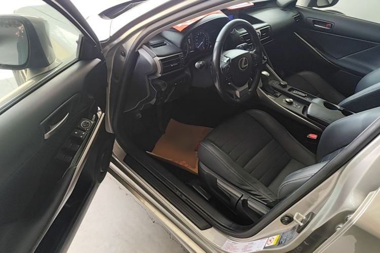 Used Lexus IS 2017 300 Leading Edition Driver Seat