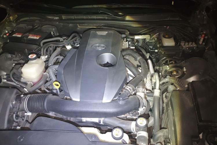 Used Lexus IS 2017 300 F SPORT Edition Engine Bay