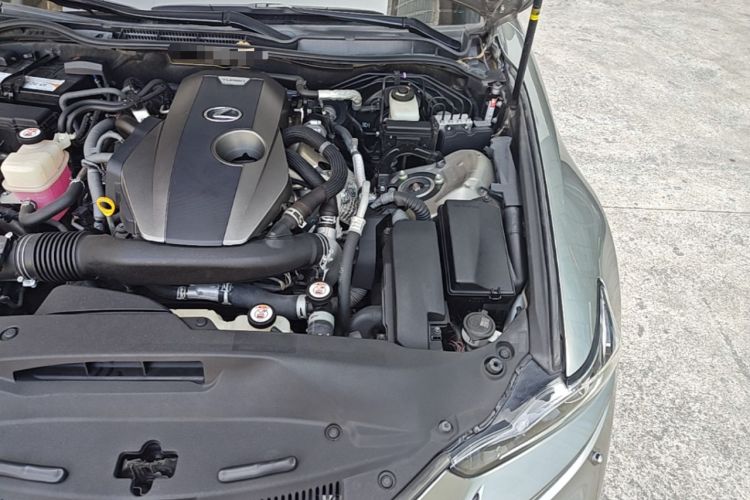 Used Lexus IS 2017 300 Leading Edition Engine Bay Left