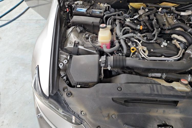 Used Lexus IS 2017 300 Leading Edition Engine Bay Right