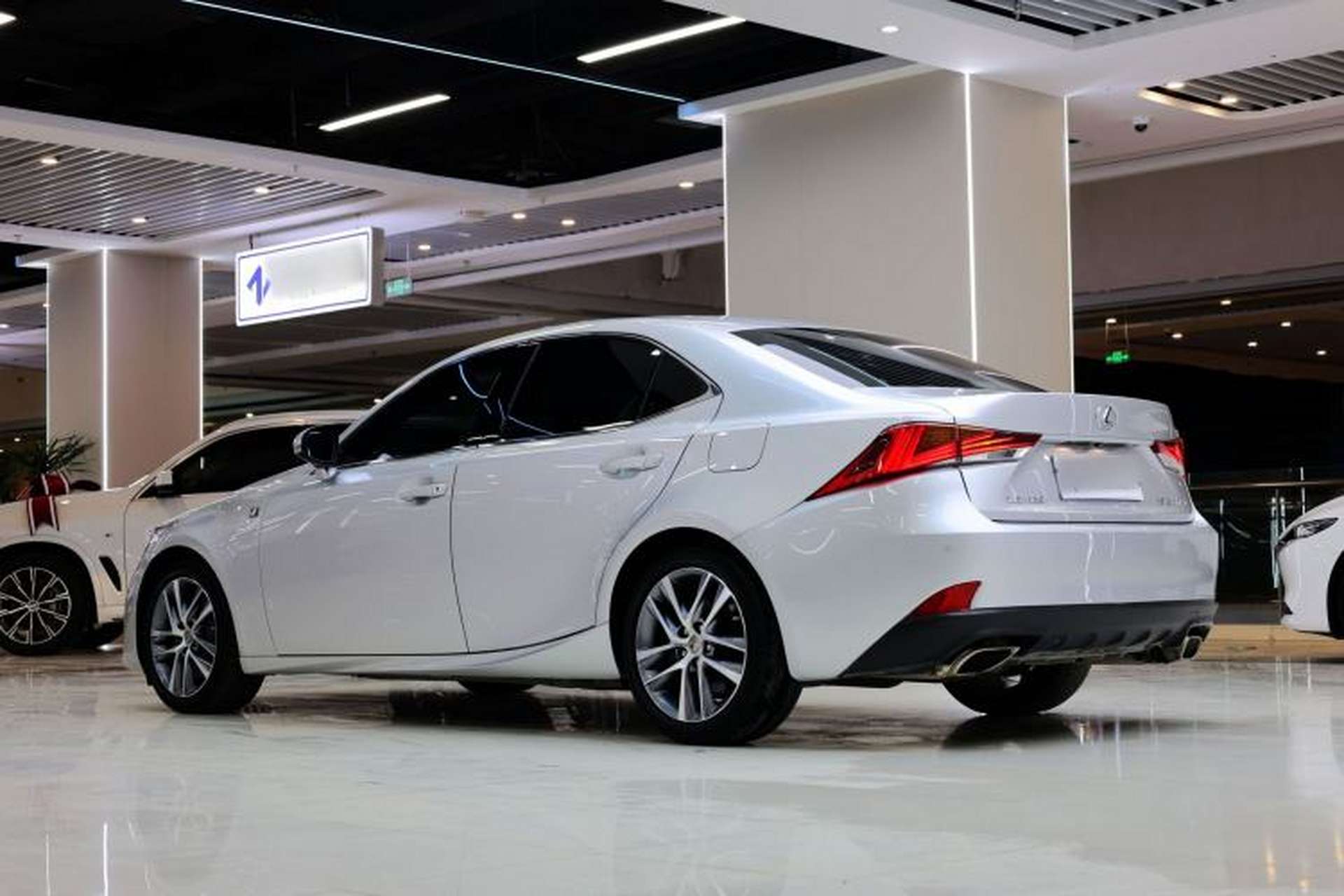 Used Lexus IS 2017 300 FENGSHANG Edition Exterior 3