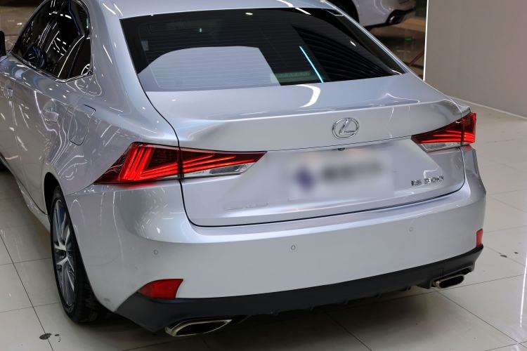 Used Lexus IS 2017 300 FENGSHANG Edition Exterior 4