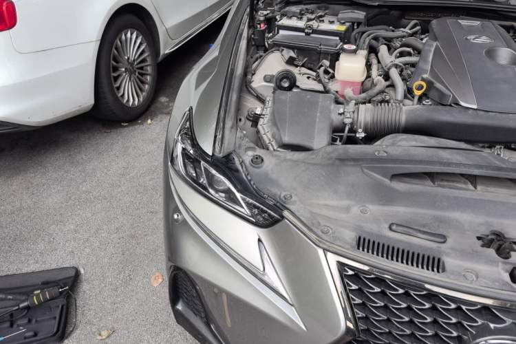 Used Lexus IS 2017 300 F SPORT Edition Exterior 6