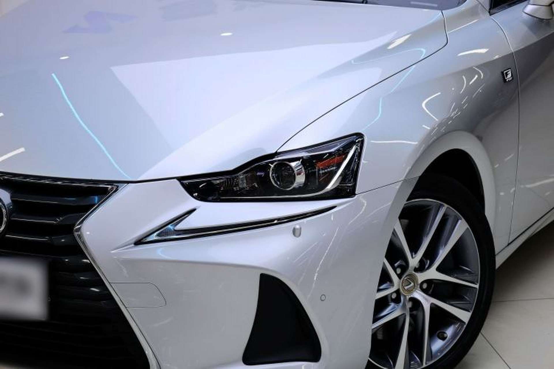 Used Lexus IS 2017 300 FENGSHANG Edition Exterior 7
