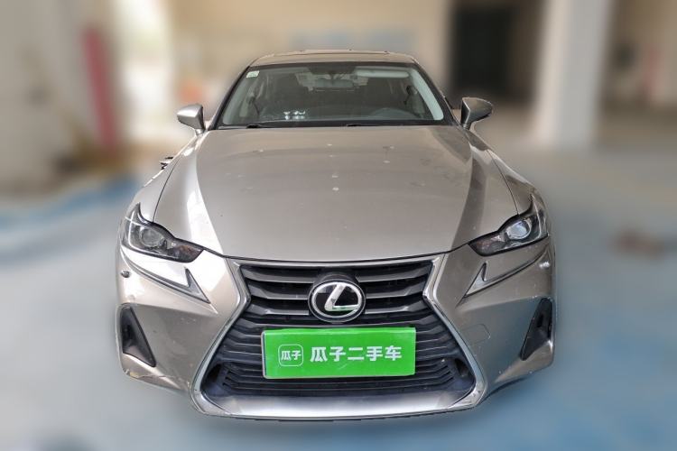 Used Lexus IS 2017 300 Leading Edition Front