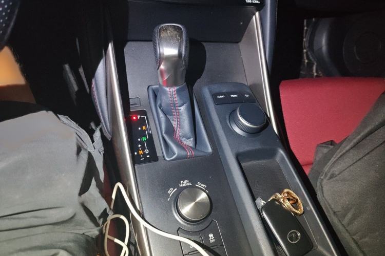Used Lexus IS 2017 300 F SPORT Edition Gear Lever