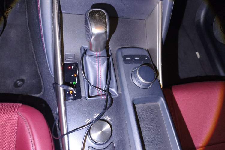 Used Lexus IS 2017 300 F SPORT Edition Gear Lever