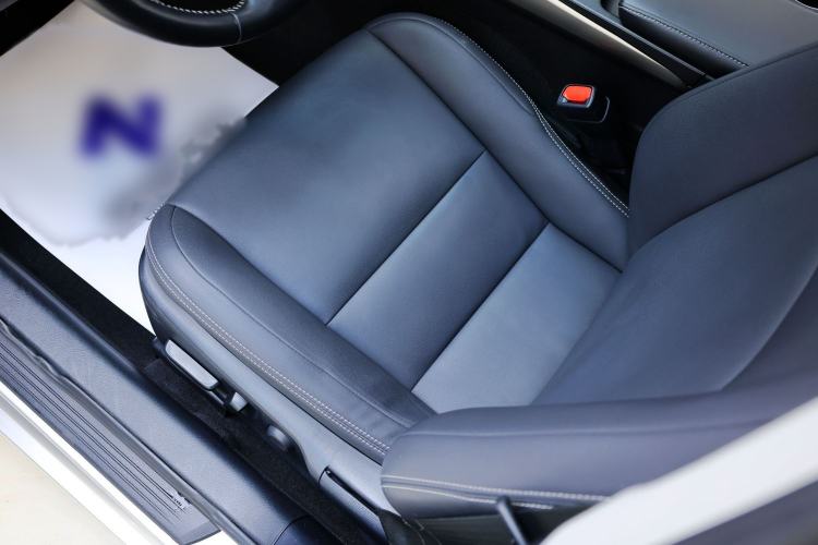 Used Lexus IS 2017 300 FENGSHANG Edition Interior 12