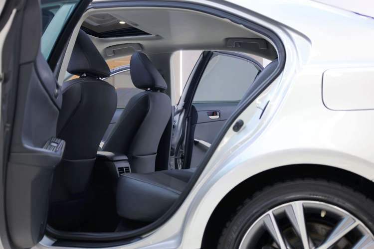 Used Lexus IS 2017 300 FENGSHANG Edition Interior 13