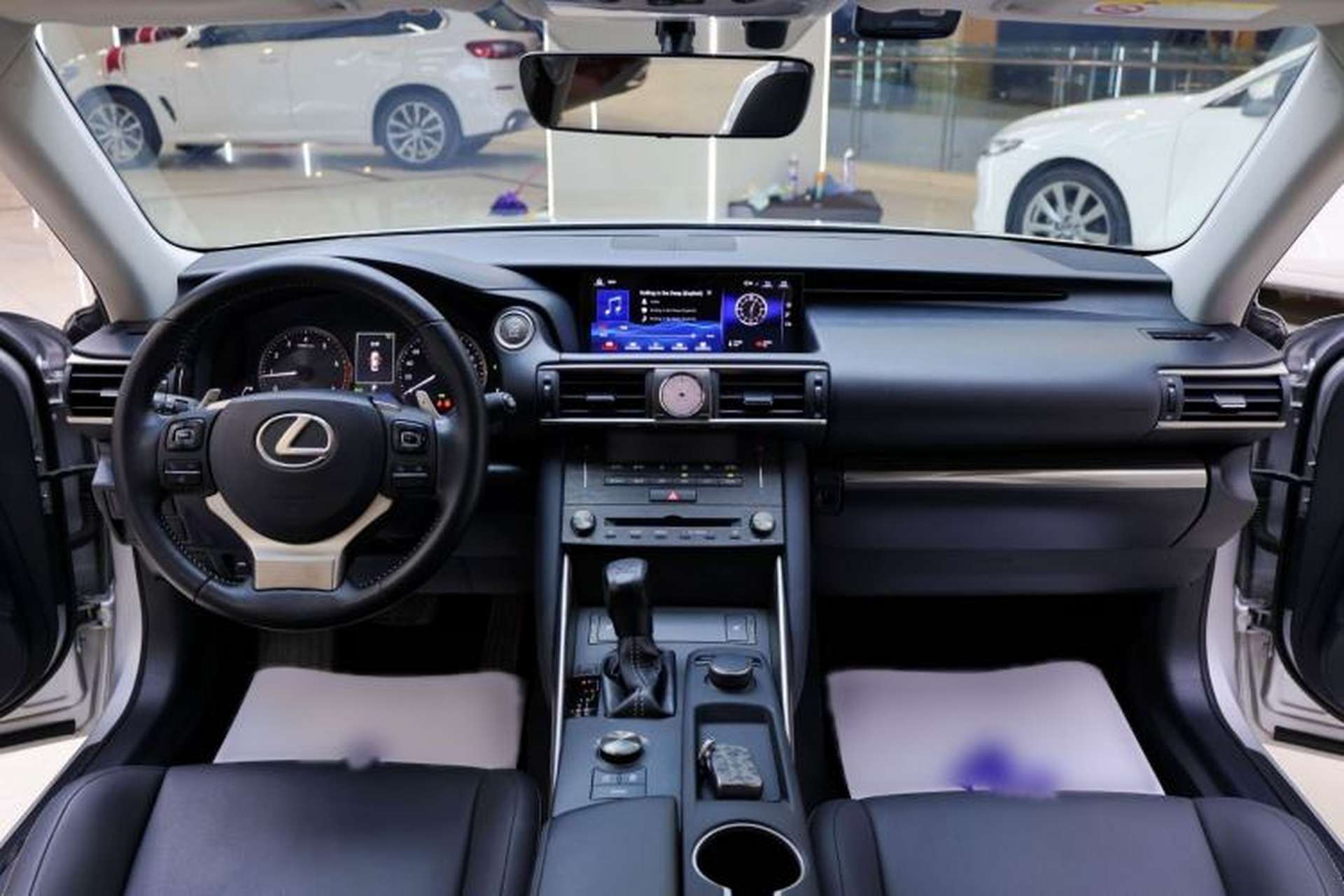 Used Lexus IS 2017 300 FENGSHANG Edition Interior 3