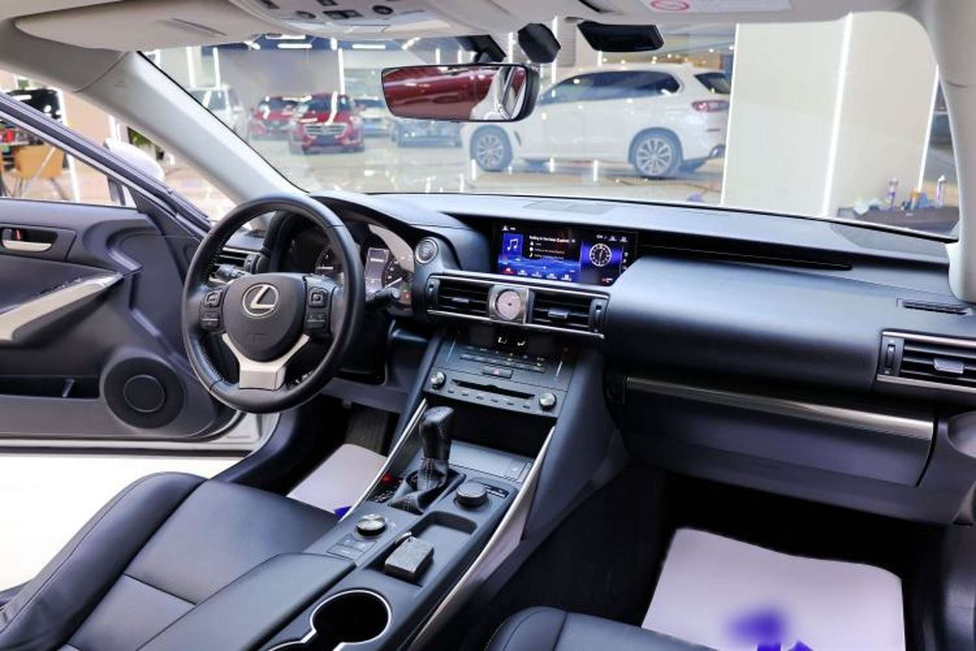 Used Lexus IS 2017 300 FENGSHANG Edition Interior 4