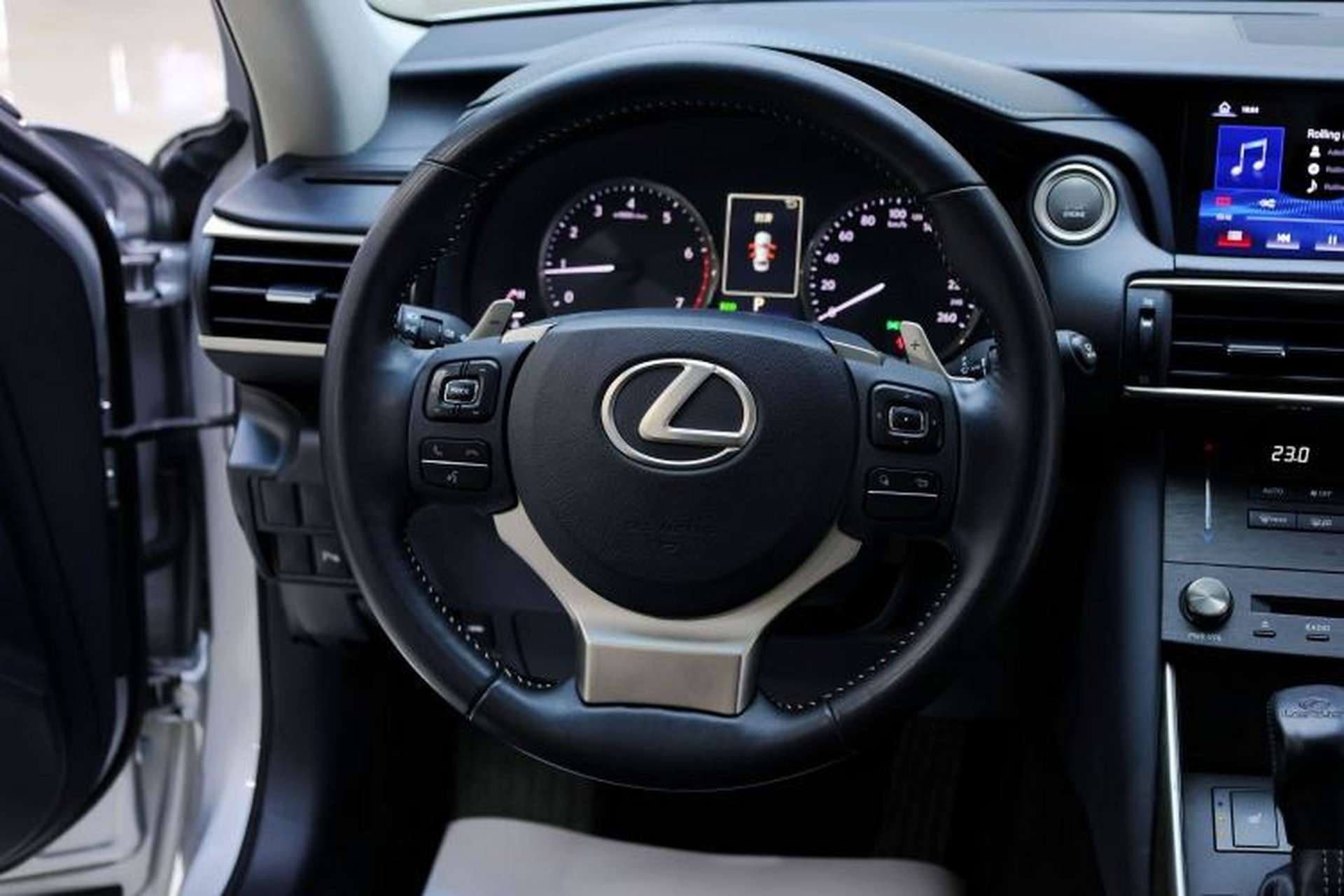 Used Lexus IS 2017 300 FENGSHANG Edition Interior 9