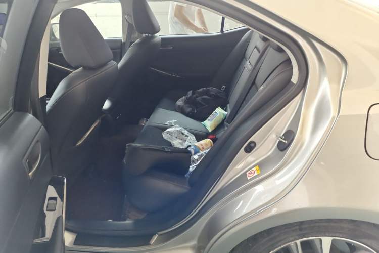 Used Lexus IS 2017 300 Leading Edition Left Rear Seat