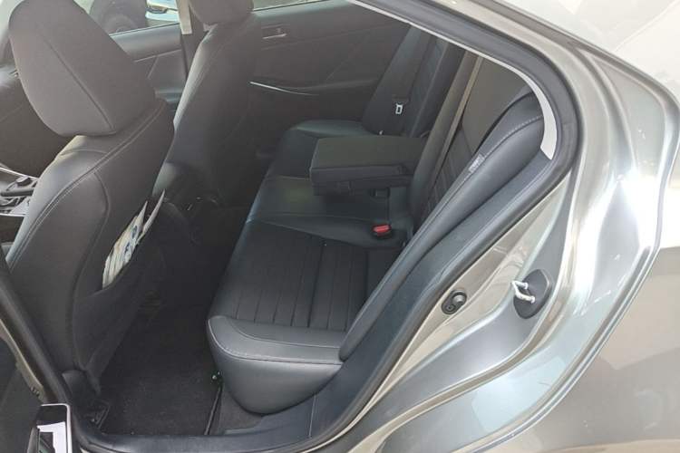 Used Lexus IS 2017 300 Leading Edition Left Rear Seat