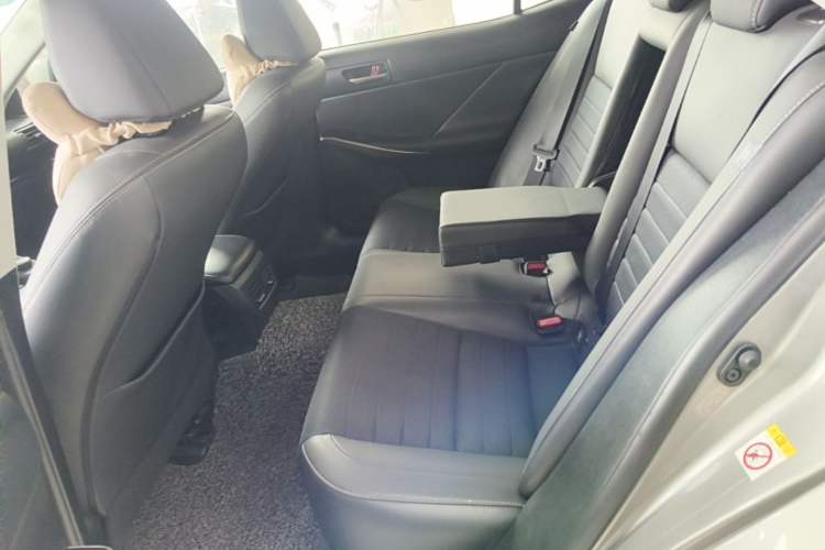 Used Lexus IS 2017 300 Leading Edition Left Rear Seat