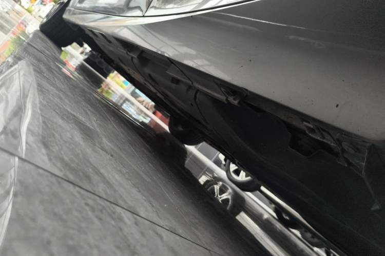 Used Lexus IS 2017 300 Leading Edition Left Side Sill