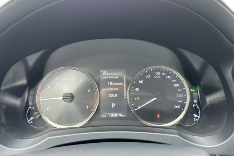 Used Lexus IS 2017 300 Leading Edition Odometer Close Up