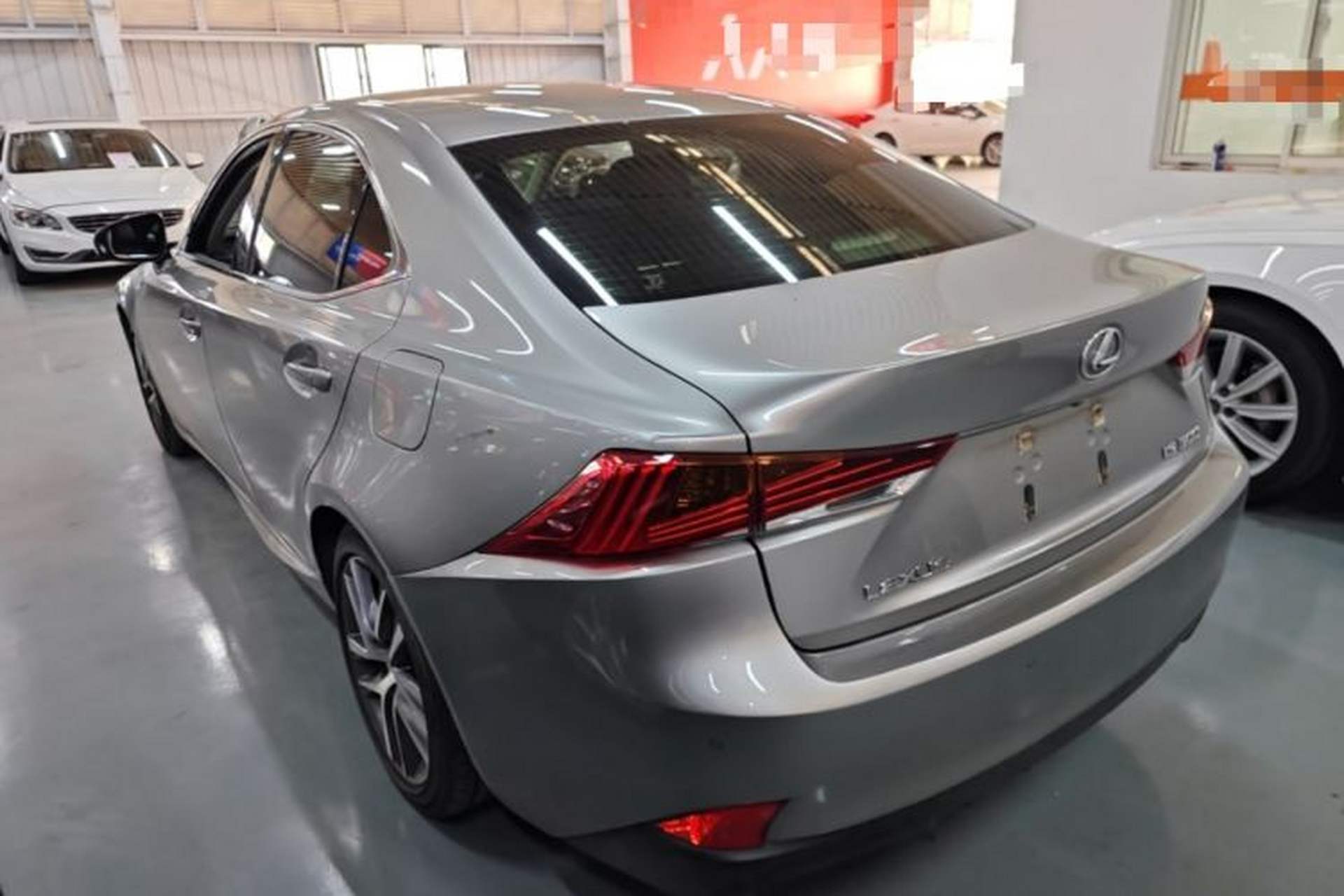 Used Lexus IS 2017 300 Leading Edition Rear Left 45 Deg
