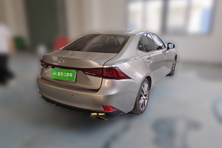 Used Lexus IS 2017 300 Leading Edition Rear Right 45 Deg