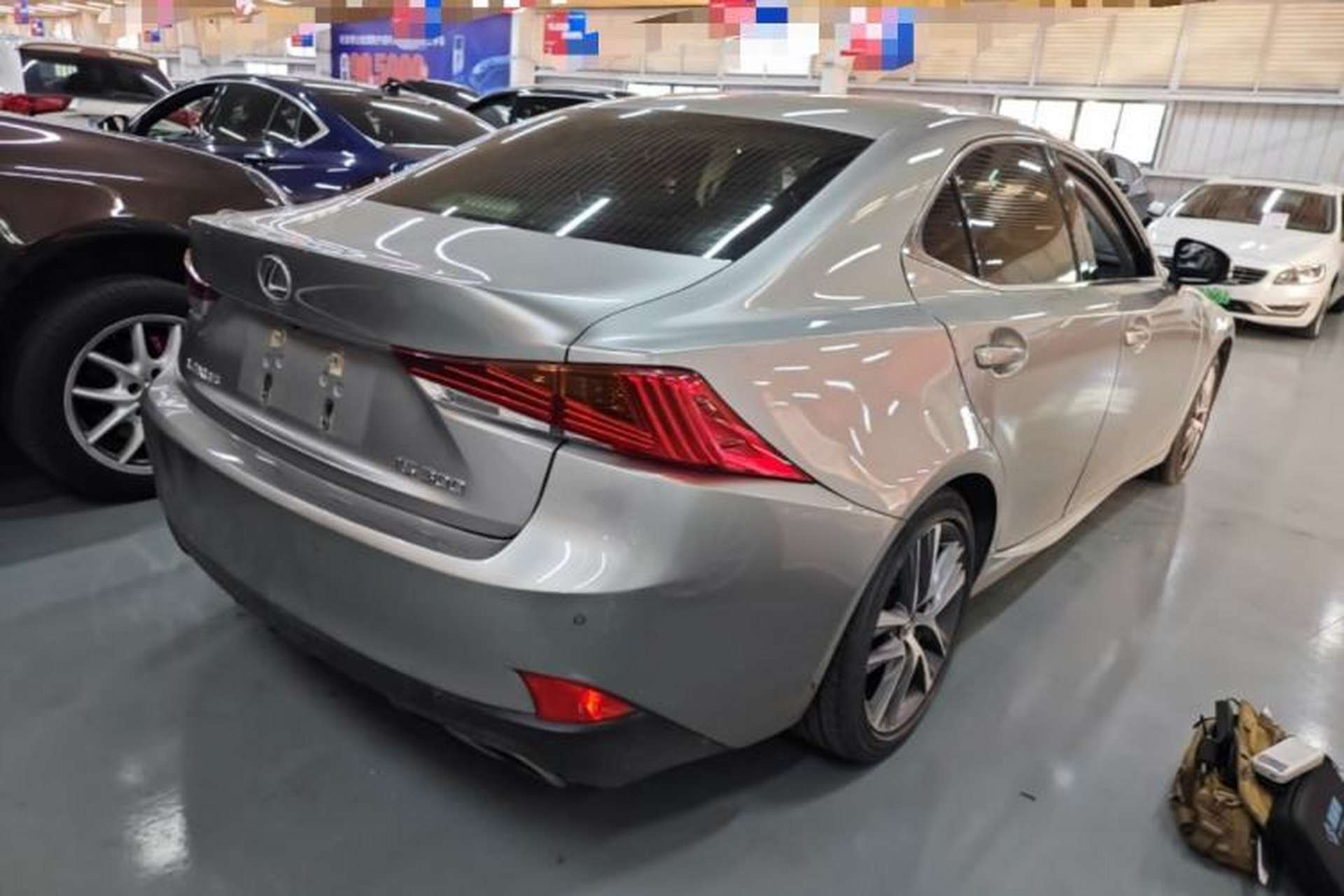 Used Lexus IS 2017 300 Leading Edition Rear Right 45 Deg