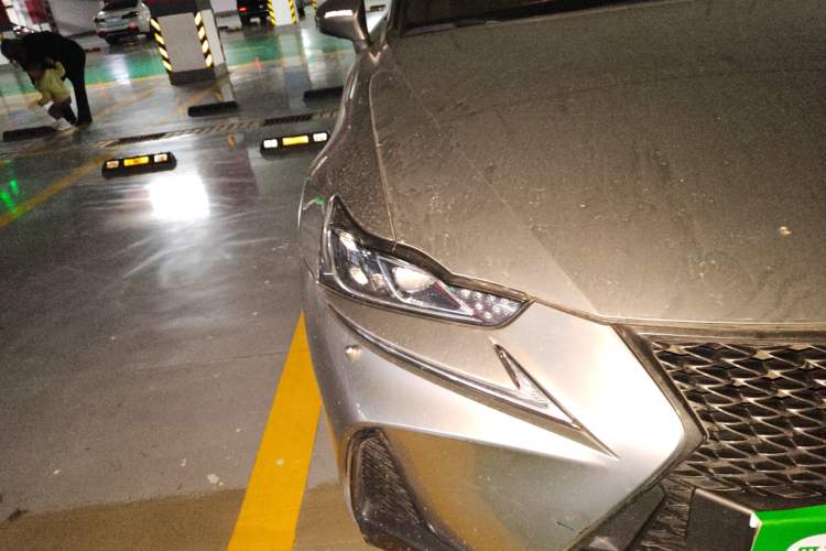 Used Lexus IS 2017 300 F SPORT Edition Right Front Headlight
