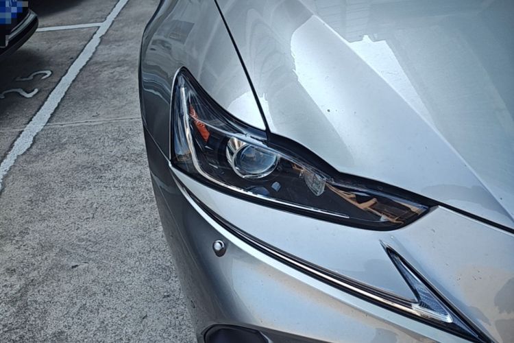 Used Lexus IS 2017 300 Leading Edition Right Front Headlight