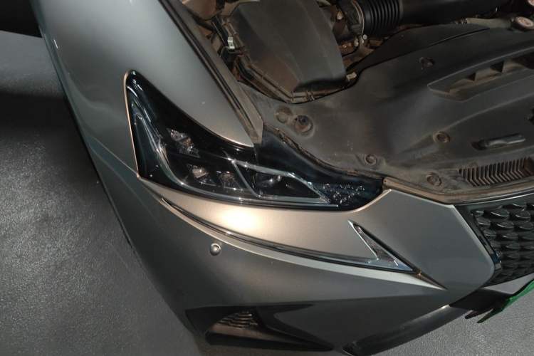 Used Lexus IS 2017 300 F SPORT Edition Right Front Headlight