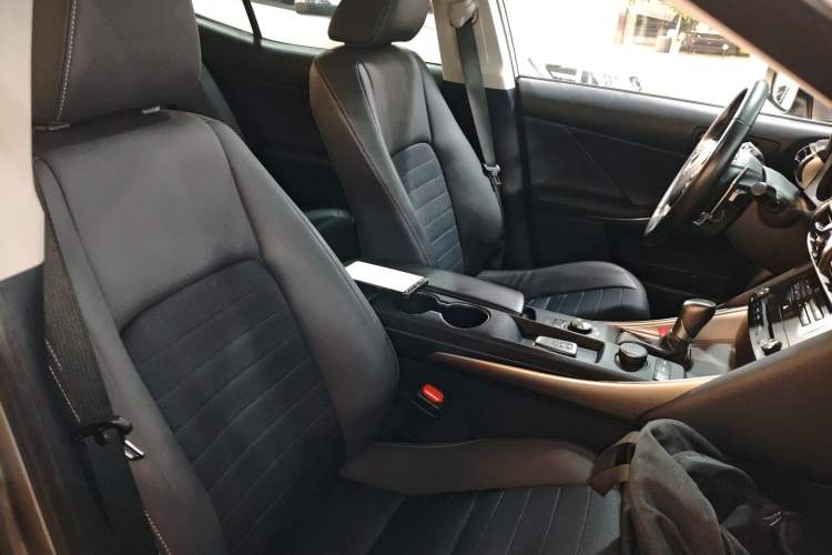 Used Lexus IS 2017 300 Leading Edition Right Front Seat