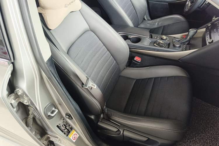 Used Lexus IS 2017 300 Leading Edition Right Front Seat