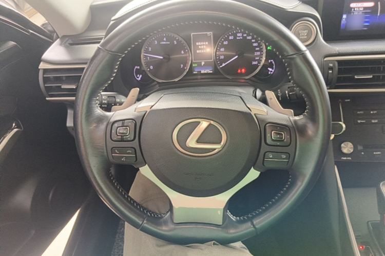 Used Lexus IS 2017 300 Leading Edition Steering Wheel