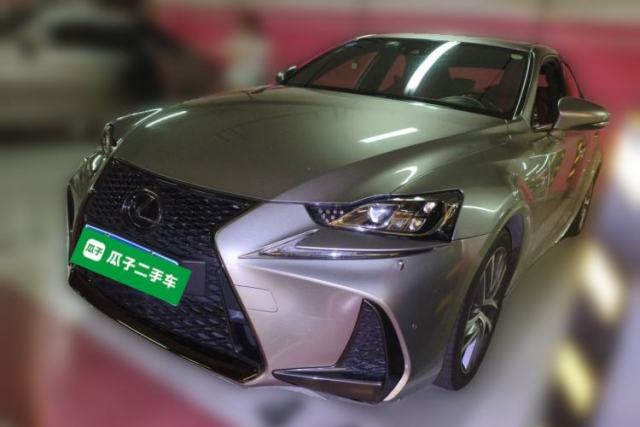 Ojetý Lexus IS 2017 300 F SPORT Edition